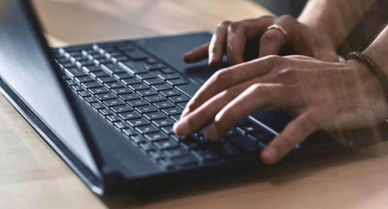 HP Victus 15-F